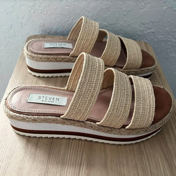 Steve Madden, Basket Weave Wedges - Picture 3 of 6